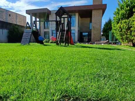5 otaqlı həyət evi/bağ evi - Bilgəh q. - 400 m²