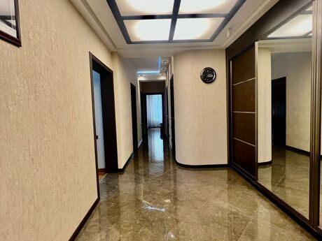 3-комн. новостройка - м. Шах Исмаил Хатаи - 110 м²