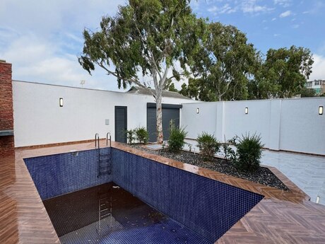 Şüvəlanda 4 otaqlı həyət evi satılır, 150 m², 285 000 AZN, şəkil 2 / 12