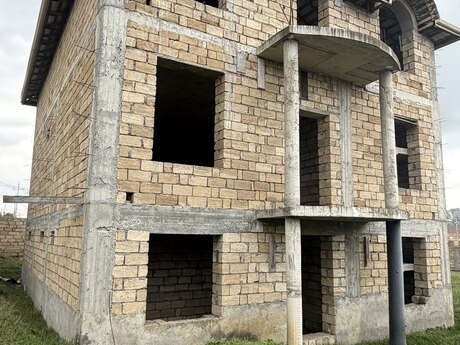 5 otaqlı həyət evi/bağ evi - Şamaxı - 420 m²