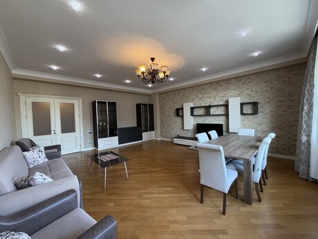3 otaq · 170 m² · 9/17 mərtəbə, 28 May