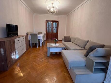 Elan №6276421 - Bakı, Elmlər Akademiyası m., 3 otaqlı, 90 m², 2/5 mərtəbə