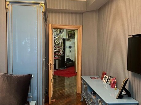 Nəriman Nərimanovda 4 otaqlı yeni tikili mənzil satılır, 180 m², 572 000 AZN, şəkil 5 / 12