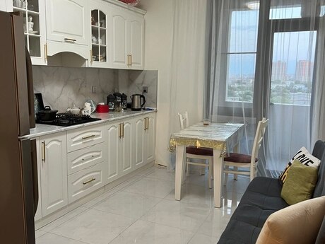 Объявление №6276782 - Баку, пос. 7-ой мкр, 3-комн., 65 м², 6/10 этаж