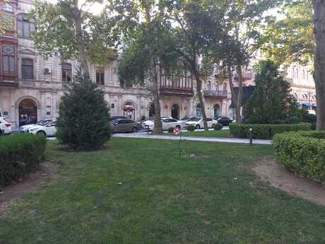 3 otaqlı mənzil, 90 m², İçəri Şəhər: 399 999 ₼ 2