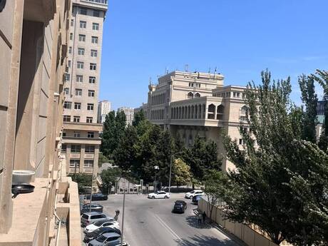 2 otaqlı yeni tikili - 8 Noyabr m. - 60 m²