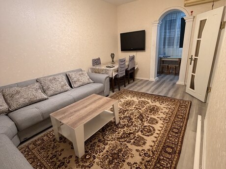 2 otaqlı köhnə tikili - 4-cü mikrorayon q. - 45 m²