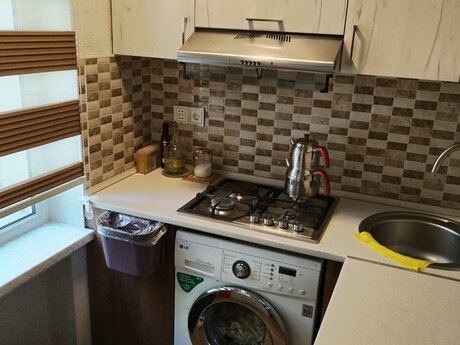 1-комн. · 38 m² · 3/5 этаж, Elmlər Akademiyası