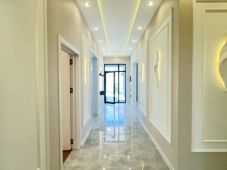 4 otaqlı həyət evi/bağ evi - Şüvəlan q. - 160 m²