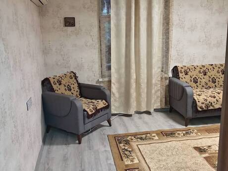 2 otaqlı köhnə tikili - Qara Qarayev m. - 33 m²