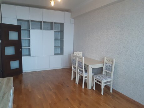 Elan №6277134 - Bakı, Yeni Günəşli q., 1 otaqlı, 50 m², 12/12 mərtəbə