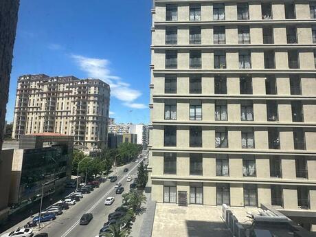 4 otaqlı mənzil, 177 m², Nəriman Nərimanov: 649 000 ₼ 2