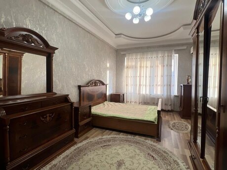 Объявление №6277227 - Баку, м. Гянджлик, 4-комн., 150 м², 8/16 этаж