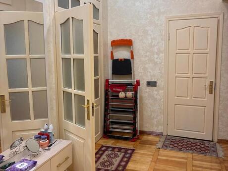 3 otaqlı köhnə tikili - Nizami m. - 75 m²