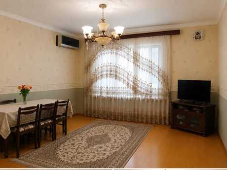 Elan №6277313 - Bakı, Qara Qarayev m., 2 otaqlı, 60 m², 1/5 mərtəbə