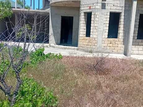 5 otaqlı həyət evi/bağ evi - Novxanı q. - 240 m²