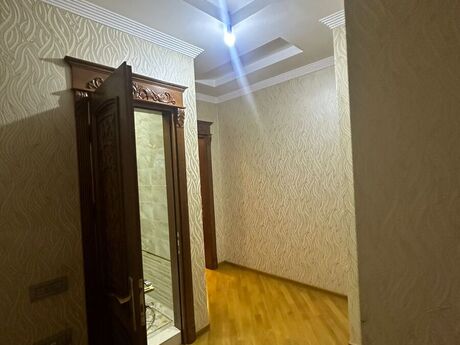 Объявление №6277732 - Баку, м. Нариман Нариманов, 4-комн., 180 м², 4/15 этаж