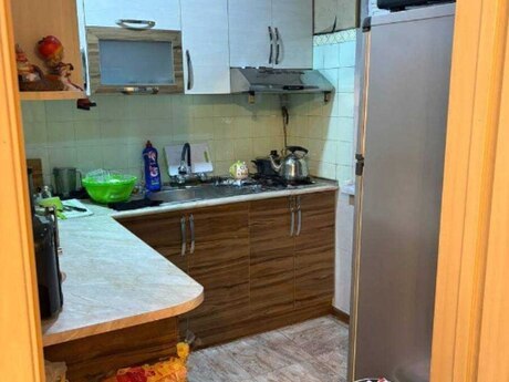 Elan №6277816 - Bakı, Gənclik m., 2 otaqlı, 55 m², 2/4 mərtəbə