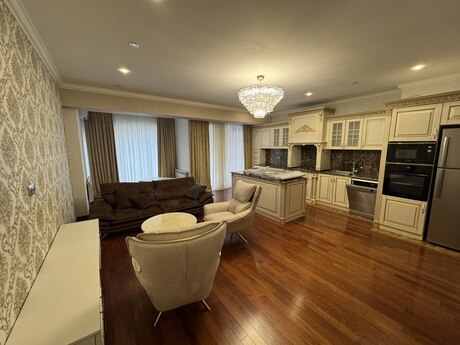 Kirayə 3 otaqlı mənzil, 141 m², Park Azure: 2 000 ₼/ay 3