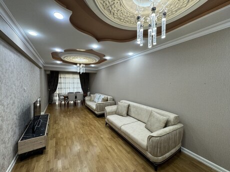 Kirayə 3 otaqlı mənzil, 140 m², Park Azure: 1 900 ₼/ay 4