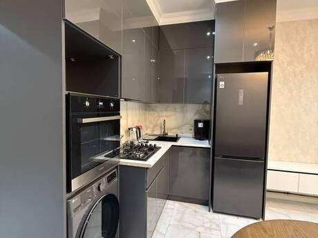 Kirayə 2 otaqlı mənzil, 67 m², Şah İsmayıl Xətai: 1 300 ₼/ay 5