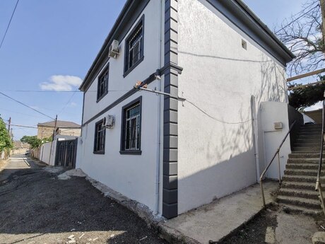 5-комн. дом/дача - пос. Ени Романы - 200 м²