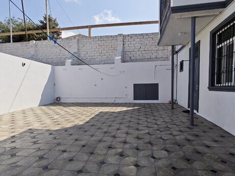 5-комн. дом/дача - пос. Ени Романы - 200 м²
