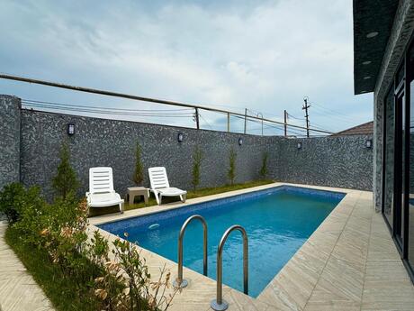 4 otaqlı həyət evi/bağ evi - Mərdəkan q. - 100 m²