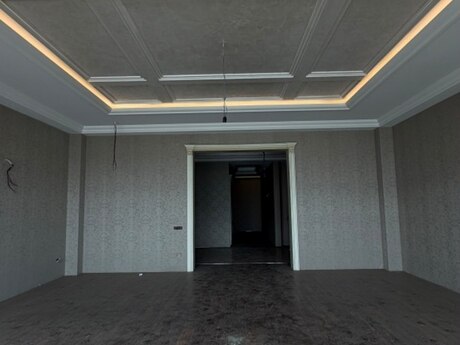 4 otaqlı mənzil, 200 m², 28 May: 530 000 ₼ 4