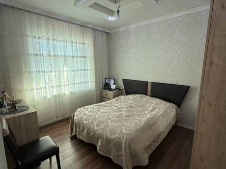 4 otaqlı həyət evi/bağ evi - Zığ q. - 158 m²