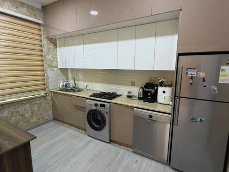 4 otaqlı həyət evi/bağ evi - Zığ q. - 158 m²