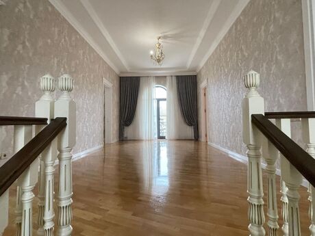 8 otaqlı həyət evi/bağ evi - Nəsimi m. - 450 m²