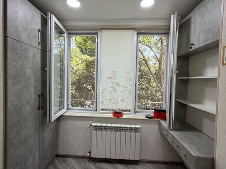 2 otaqlı köhnə tikili - Elmlər Akademiyası m. - 55 m²