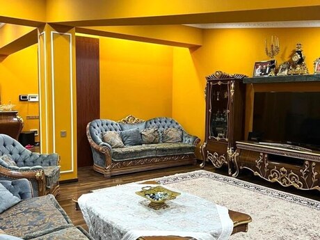 Объявление №6278348 - Баку, м. Нариман Нариманов, 4-комн., 180 м², 7/8 этаж