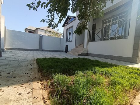 4 otaqlı həyət evi, 125 m², Zabrat: 125 000 ₼ 2