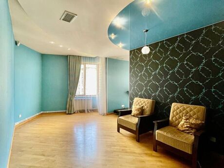7 otaqlı yeni tikili - Gənclik m. - 350 m²