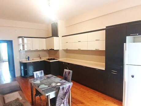 Elan №6278484 - Bakı, Gənclik m., 2 otaqlı, 110 m², 4/16 mərtəbə