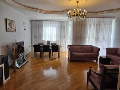Elan №6278597 - Bakı, Gənclik m., 3 otaqlı, 135 m², 7/12 mərtəbə