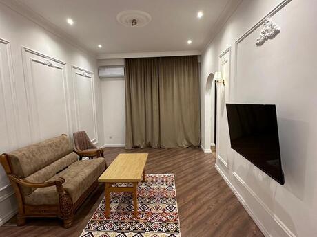 Elan №6278909 - Bakı, Nərimanov r., 2 otaqlı, 65 m², 15/18 mərtəbə
