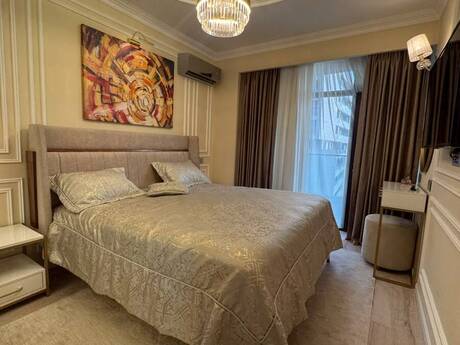 2-комн. новостройка - м. 8 ноября - 70 м²