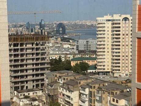 Elan №6279097 - Bakı, Elmlər Akademiyası m., 4 otaqlı, 190 m², 14/16 mərtəbə