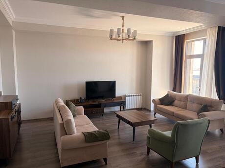 Elan №6279100 - Bakı, Xətai r., 3 otaqlı, 165 m², 3/7 mərtəbə