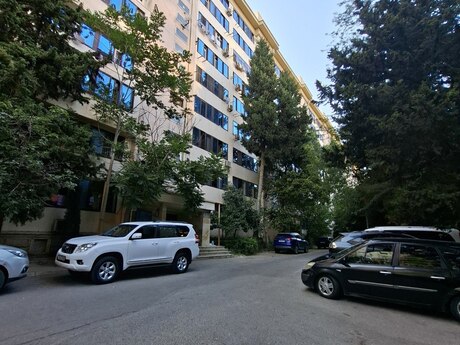 2 otaqlı mənzil, 65 m², Azadlıq Prospekti, 650 AZN