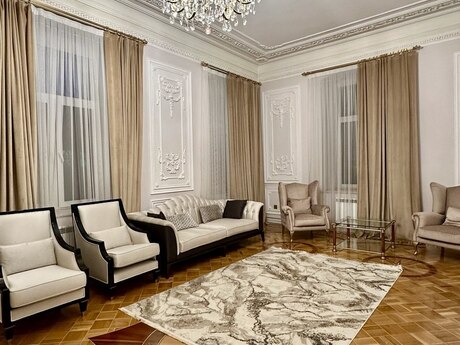 4-room apartment for rent, 180 m², Nizami: 2 500 ₼/mo 2