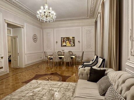 4-room apartment for rent, 180 m², Nizami: 2 500 ₼/mo 5