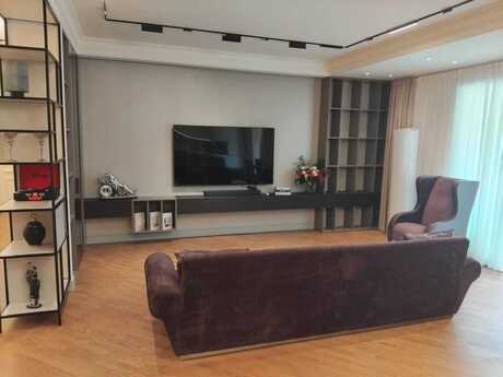 4 otaqlı mənzil, 180 m², Memar Əcəmi: 370 000 ₼ 2