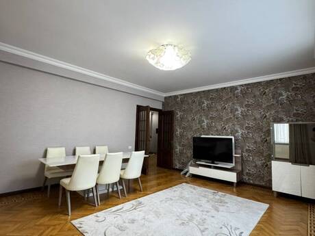 3-room apartment, 136 m², Nəriman Nərimanov: 500 000 ₼ 3