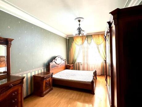 4 otaqlı mənzil, 196 m², Elmlər Akademiyası: 570 000 ₼ 5