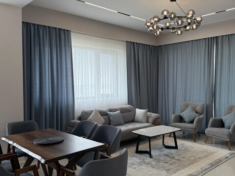 Kirayə 3 otaqlı mənzil, 120 m², Ağ şəhər: 2 500 ₼/ay 5