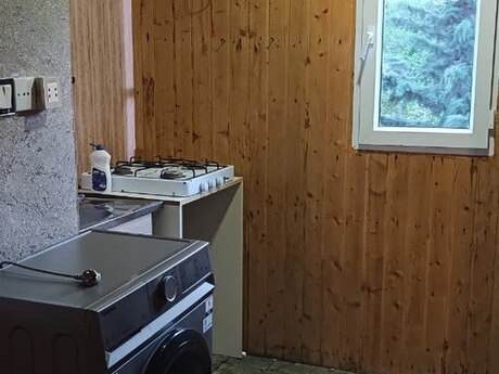 3 otaqlı köhnə tikili - 8 Noyabr m. - 60 m²